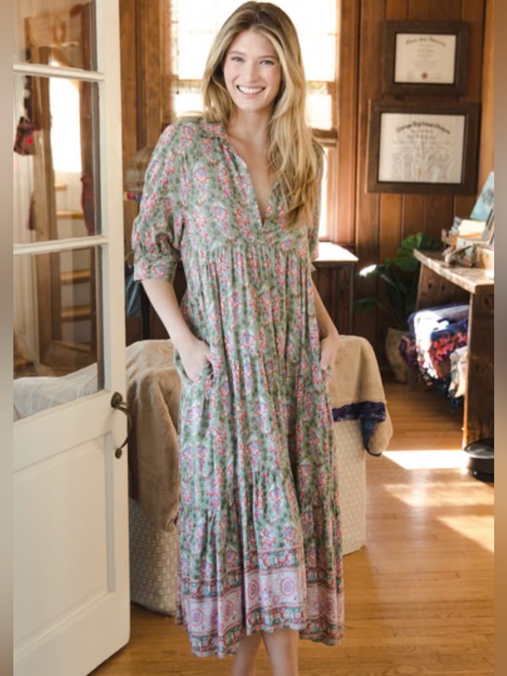 Natural Life Rebecca Tiered Dress L Butter-Soft fabric Pockets Sage Green Floral